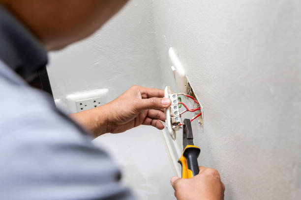 Best Electrician Near Me  in Waverly, IL